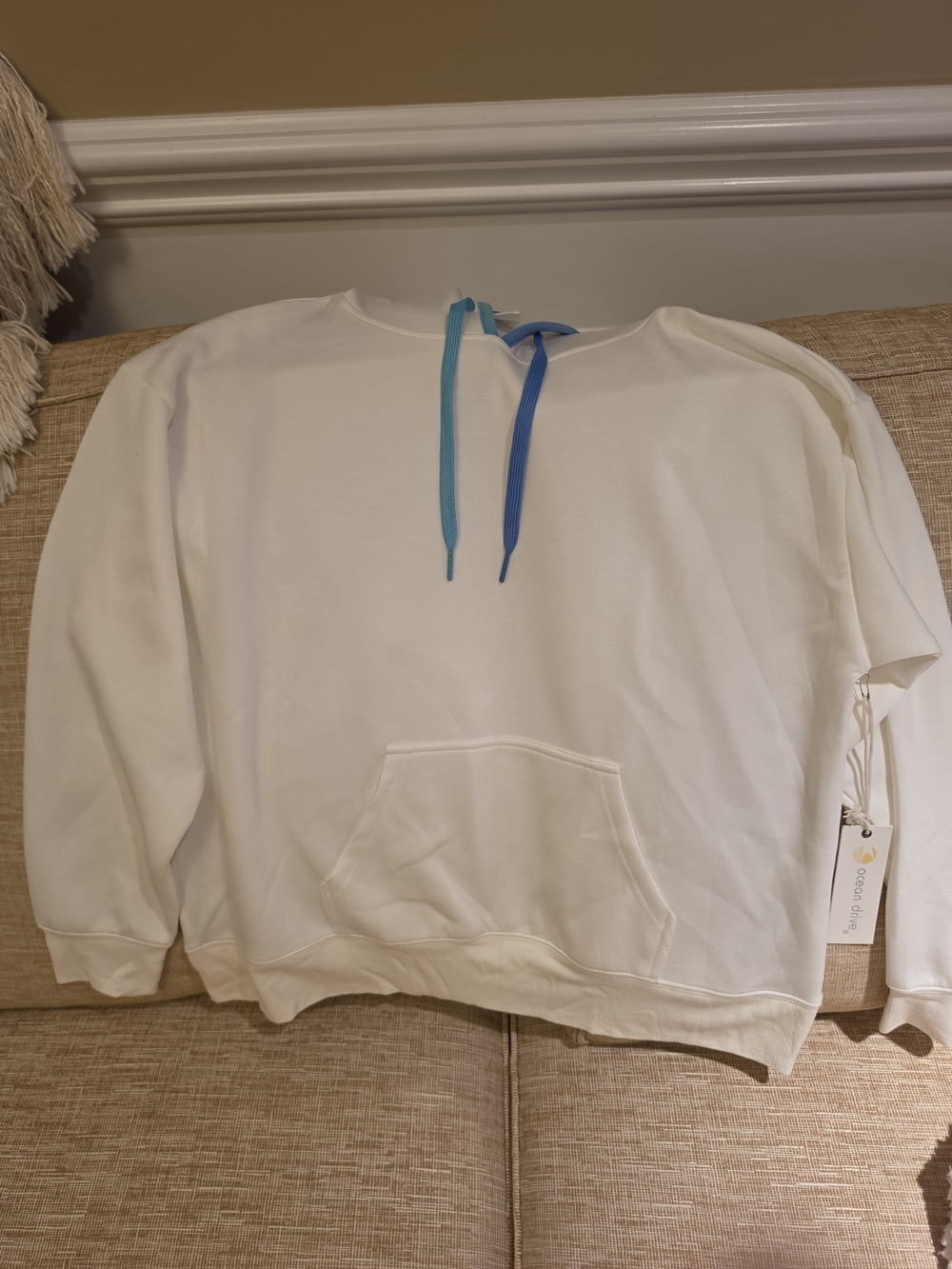 Ocean Drive White Pullover Sweatshirt with Teal and Blue Drawstrings